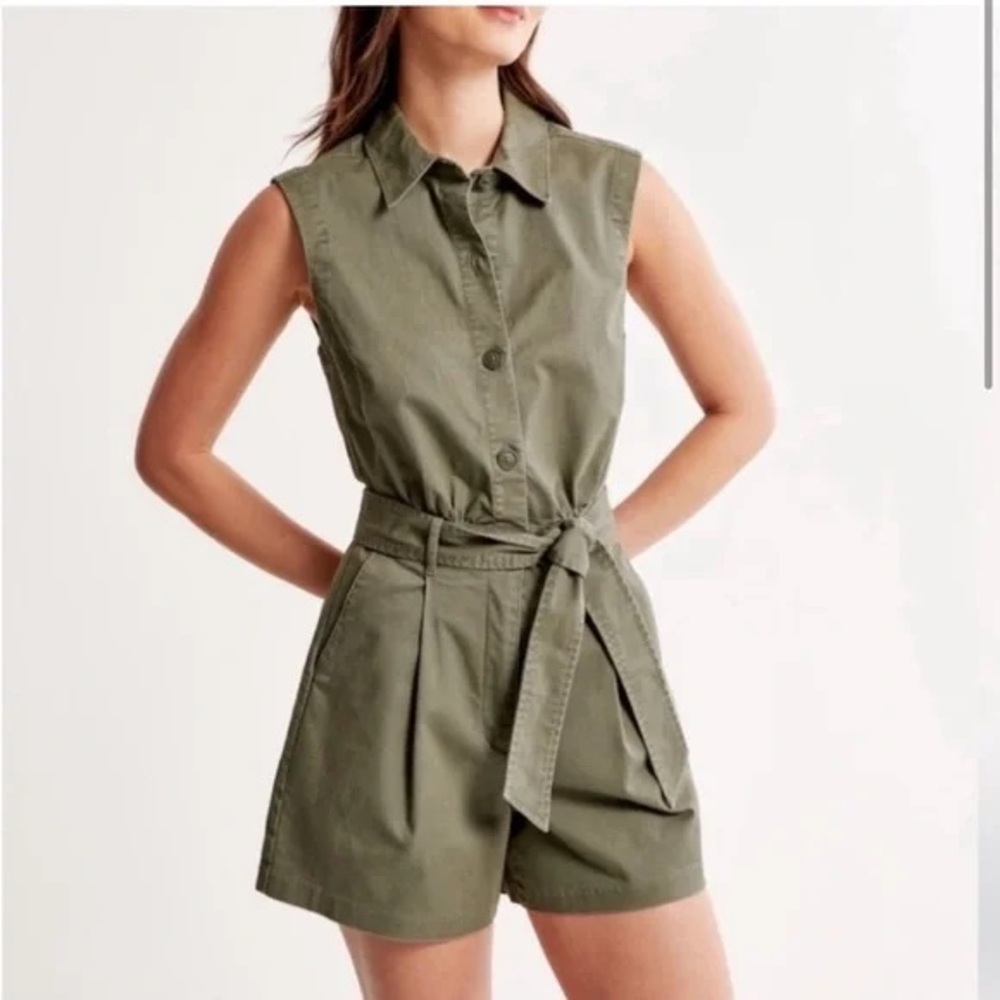Abercrombie & Fitch Olive Green Sleeveless Jumpsuit